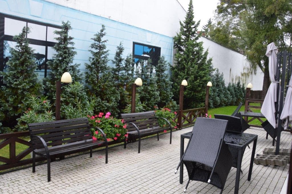 Ogródek w Balneoklinice St. George w Ciechocinku