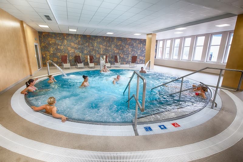 Basen w Sanatorium Włókniarz Busko-Zdrój