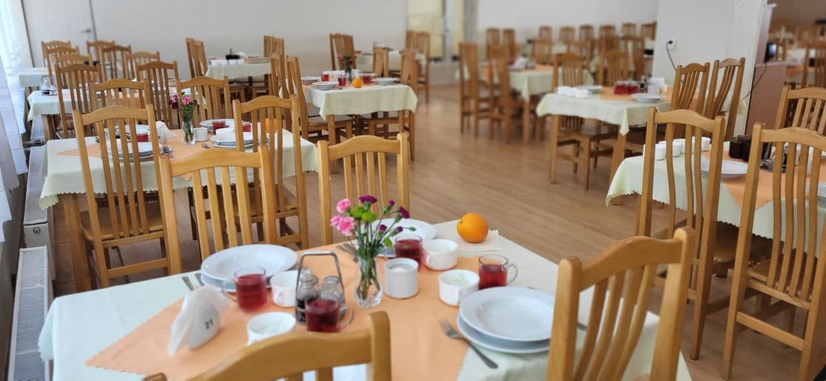 Jadalnia w Sanatorium Promień w Ciechocinku