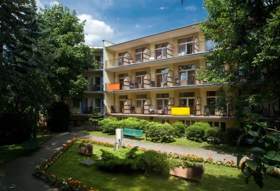 Budynek główny Sanatorium Wrzos w Ciechocinku