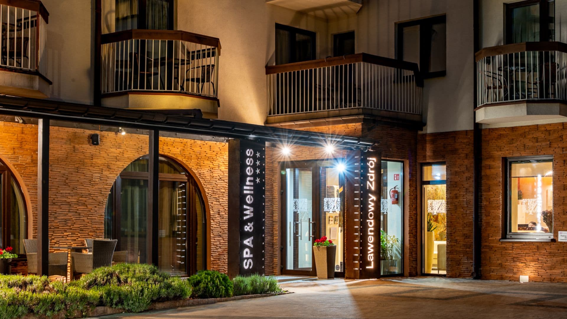 Budynek główny Lawendowego Zdroju Medycyna & Spa w Busku-Zdroju