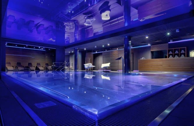Basen w Bristol Art & Medical Spa w Busku-Zdroju