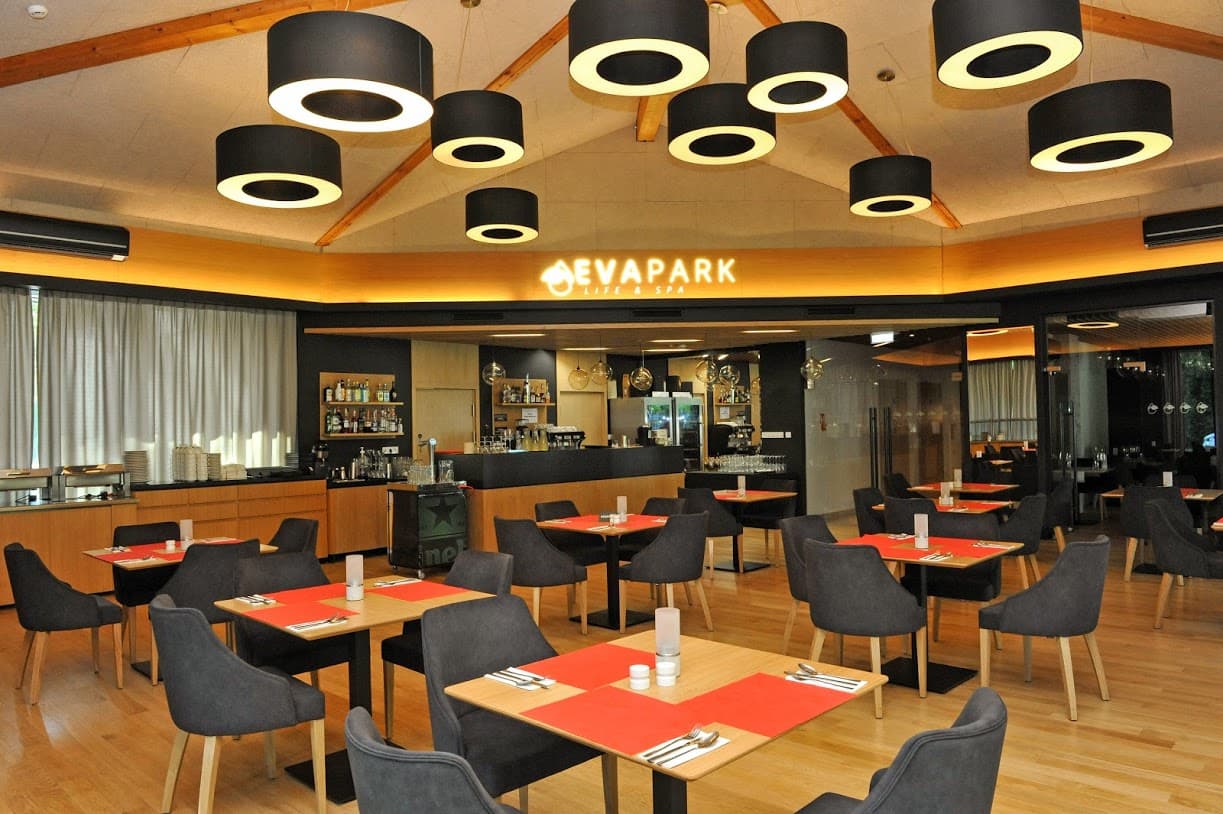 Restauracja w Eva Park Life & Spa w Konstancinie-Jeziornie
