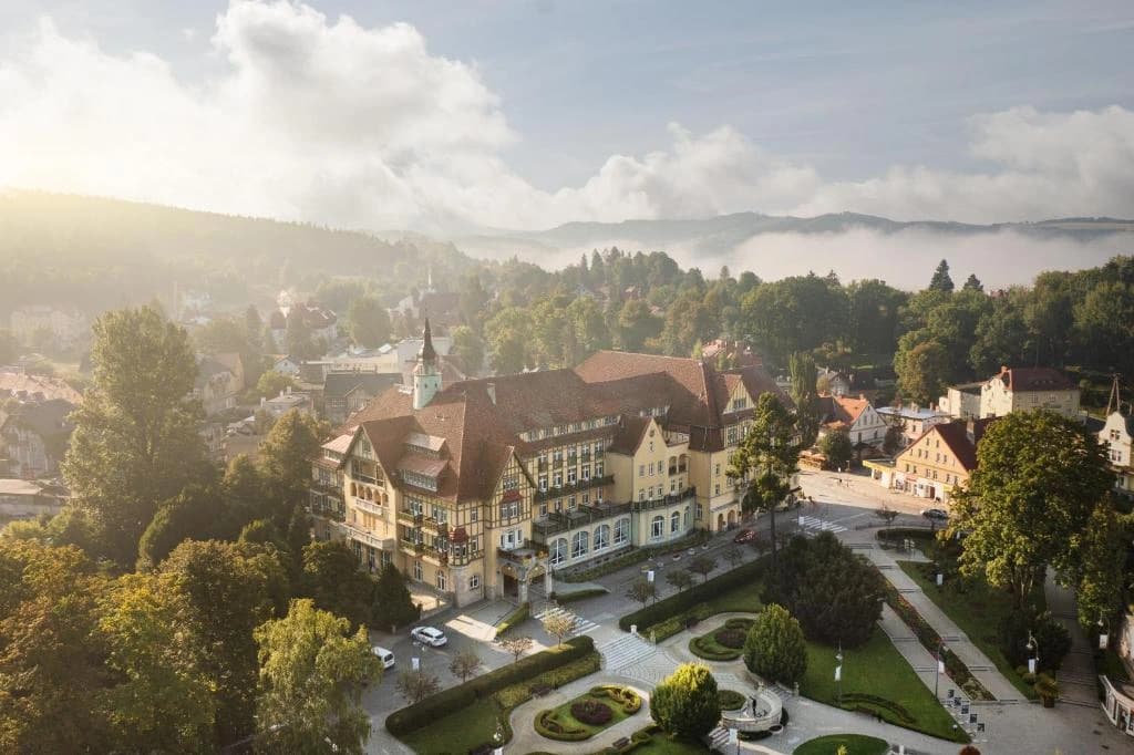 Budynek Sanatorium Polonia w Kudowie Zdrój
