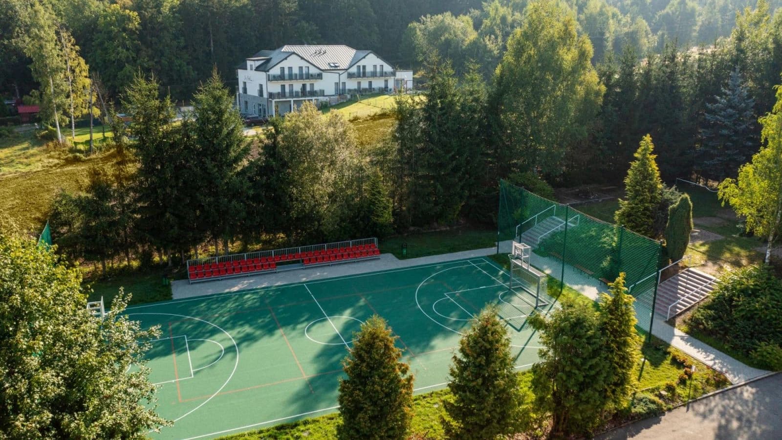 Boisko w Sanatorium Jagusia w Kudowie Zdrój