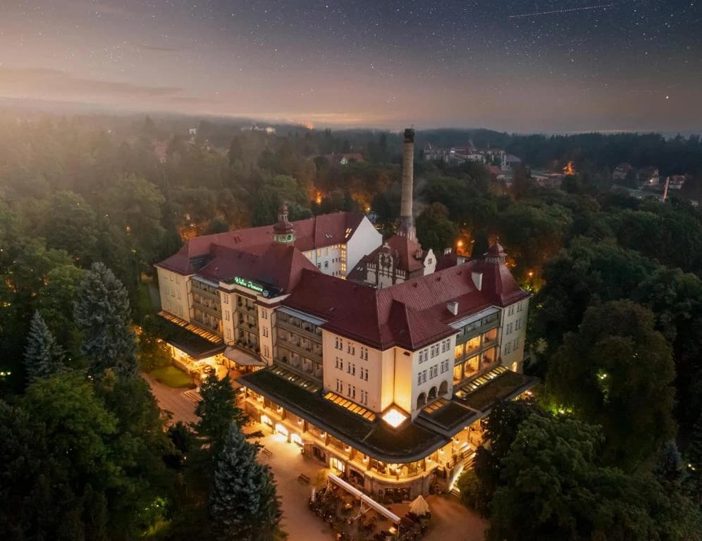 Budynek Sanatorium Wielka Pieniawa w Polanicy Zdroju